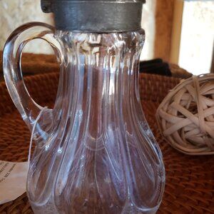 Vintage syrup or cream dispenser